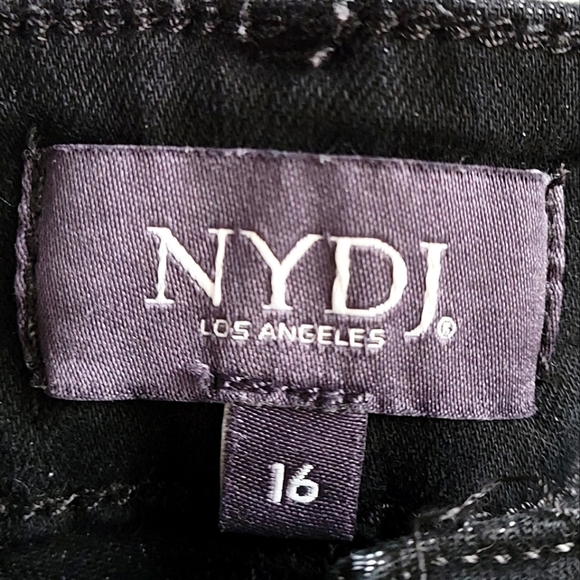 NYDJ Frayed Ankle Jeans - Size US 14 - Picture 4 of 7